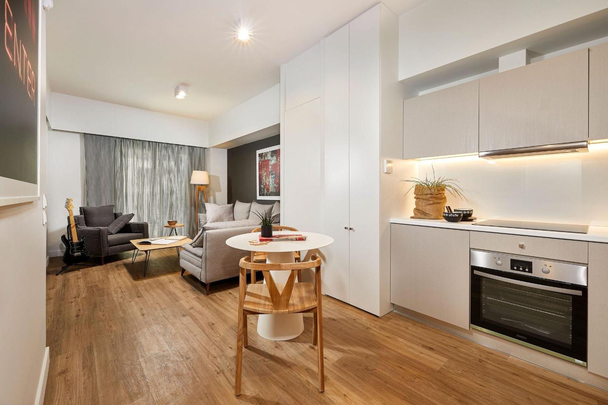 Viola Comfort Suite Atenas Exterior foto